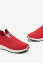 Czerwone Buty Sportowe Wsuwane z Elastyczną Cholewką i Ozdobną Wstawką na Podeszwie Zalire
