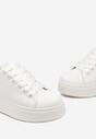 Biało-Srebrne Sneakersy na Platformie Ozdobione Kontrastową Wstawką Aviasta