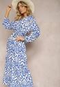 Biało-Niebieska Sukienka z Wiskozy Wiązana w Talii w Ornamentalny Wzór z Metaliczną Nitką Nemka