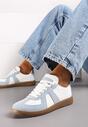 Niebiesko-Białe Sznurowane Sneakersy na Brązowej Podeszwie z Przeszyciami Assetnima