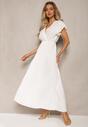 Biała Plisowana Sukienka Maxi o Rozkloszowanym Kroju z Kopertowym Dekoltem Ofilva