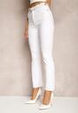 Białe Bawełniane Jeansy z Rozszerzanymi Postrzępionymi Nogawkami Navirea