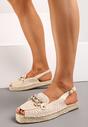 Beżowe Sandały z Otwartym Noskiem na Podeszwie z Plecionki Ozdobione Metaliczną Klamrą Tivera