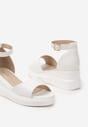 Białe Sandały z Imitacji Skóry na Niskim Koturnie i Platformie ze Sprzączką Mrisabella