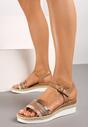 Brązowe Sandały z Imitacji Skóry na Koturnie Ozdobione Brokatem Zapinane na Sprzączkę Meafina