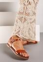 Brązowe Sandały z Imitacji Skóry na Płaskiej Podeszwie Zapinane przy Kostce Millia