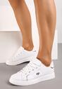 Białe Sneakersy Sportowe z Imitacji Skóry ze Sznurowaniami i Metalicznymi Aplikacjami Rispa