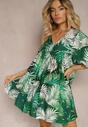 Rochie Alb-Verde Cloș cu Volan și Decolteu Triunghiular Tiamaya