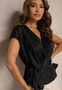 Czarna Kopertowa Bluzka z Gumką w Talii i Trójkątnym Dekoltem Vikiolla