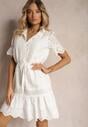 Rochie Albă Boho din Bumbac Ornată cu Model Ajur Volan și Înnodată cu Curea Nelah