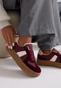 Bordowe Sneakersy na Grubej Podeszwie z Ozdobnymi Przeszyciami Ysdole