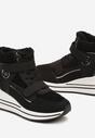 Czarne Sneakersy na Koturnie z Metalicznymi Wstawkami i Sztucznym Futerkiem Lerilanes