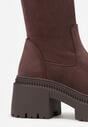 Brązowe Długie Kozaki z Elastyczną Cholewką na Grubej Tłoczonej Podeszwie Hantrine