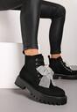 Botine Naonira Negre