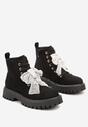 Botine Naonira Negre