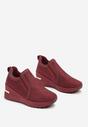 Bordowe Sneakersy na Koturnie Ozdobione Cyrkoniami i Metaliczną Wstawką Lobora