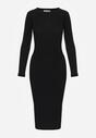 Czarna Sweterkowa Sukienka o Dopasowanym Kroju Sartana