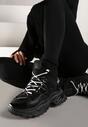 Czarne Sneakersy na Platformie Ozdobione Metaliczną Nicią i Futerkiem Volattia