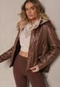 Brązowa Pikowana Kurtka ze Ściągaczami u Dołu i Kapturem z Możliwością Odpięcia Jackirina