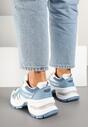 Niebiesko-Białe Sneakersy na Platformie z Geometrycznym Motywem Nyramia