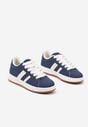 Granatowe Sneakersy na Niskiej Platformie z Naszywkami Flordexia