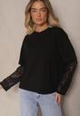 Czarna Bluzka T-shirt o Kroju Oversize z Rękawami z Koronki Dillifia