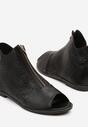 Botine Lirive Negre