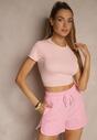 Różowy Dopasowany T-shirt z Wiskozą o Kroju Crop Top Folaviela