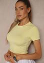 Żółty Dopasowany T-shirt z Wiskozą o Kroju Crop Top Folaviela