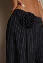 Granatowe Spodnie Palazzo High Waist Ozdobione Broszką Kwiatem Folassea