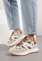 Biało-Brązowe Sneakersy na Płaskiej Podeszwie z Geometryczną Wstawką i Wzorem w Krowie Łaty Sewla