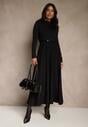 Czarna Dzianinowa Sukienka Rozkloszowana Longsleeve z Wiskozą i Paskiem Tusnira