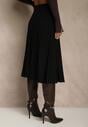 Czarna Dzianinowa Spódnica Plisowana o Rozkloszowanym Kroju Tuswia