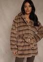 Beżowa Kurtka Futrzana z Nieodpinanym Kapturem Ozdobiona Paskiem Zetelia