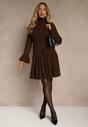 Brązowa Sukienka ze Stójką z Koronki Zdobiona Wiązaniem w Talii i Falbanami Elarassa