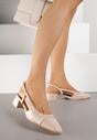 Beżowe Sandały Slingback na Klocku z Lakierowanym Noskiem Iphisania