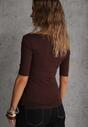 Brązowy Dopasowany T-shirt z Wiskozy z Dekoltem w Łódkę Vivianna