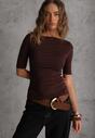 Brązowy Dopasowany T-shirt z Wiskozy z Dekoltem w Łódkę Vivianna