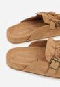 Jasnobrązowe Klapki na Platformie Ozdobione Koralikami Klamrami i Frędzlami Leurecea