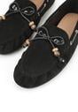 Czarne Mokasyny Ozdobione Kokardą Koralikami i Przeszyciami Clanrunner