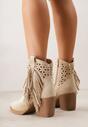 Beżowe Ażurowe Botki Typu Kowbojki na Stożku Ozdobione Frędzlami Pentora