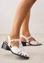 Białe Sandały na Słupku Ozdobione Wycięciami Rharlan