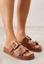 Brązowe Klapki z Metalicznymi Klamrami Aetheta