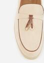 Beżowe Mokasyny z Imitacji Zamszu z Zawieszką na Nosku Theophitos