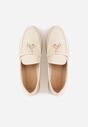 Beżowe Mokasyny z Imitacji Zamszu Zdobione Zawieszką i Przeszyciem Aezoris