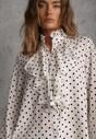Biała Falbaniasta Koszula z Wiskozy w Kropki ze Stójką Aegista