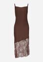 Brązowa Satynowa Sukienka o Asymetrycznym Kroju z Koronkowym Dołem Mellea