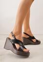 Czarne Sandały na Platformie i Koturnie z Geometryczną Cholewką Adrasithise