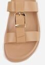 Ciemnobeżowe Klapki Ozdobione Paskiem z Metaliczną Klamrą Kellyss