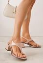 Beżowe Sandały w Stylu Japonek na Niskim Słupku z Aplikacją Fyreltarish